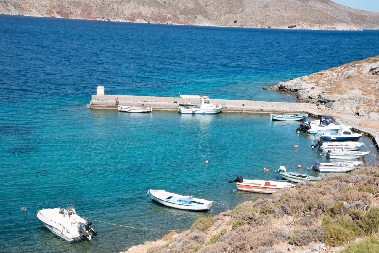Boutique Hotel Tilos Mare Livadia  Extérieur photo