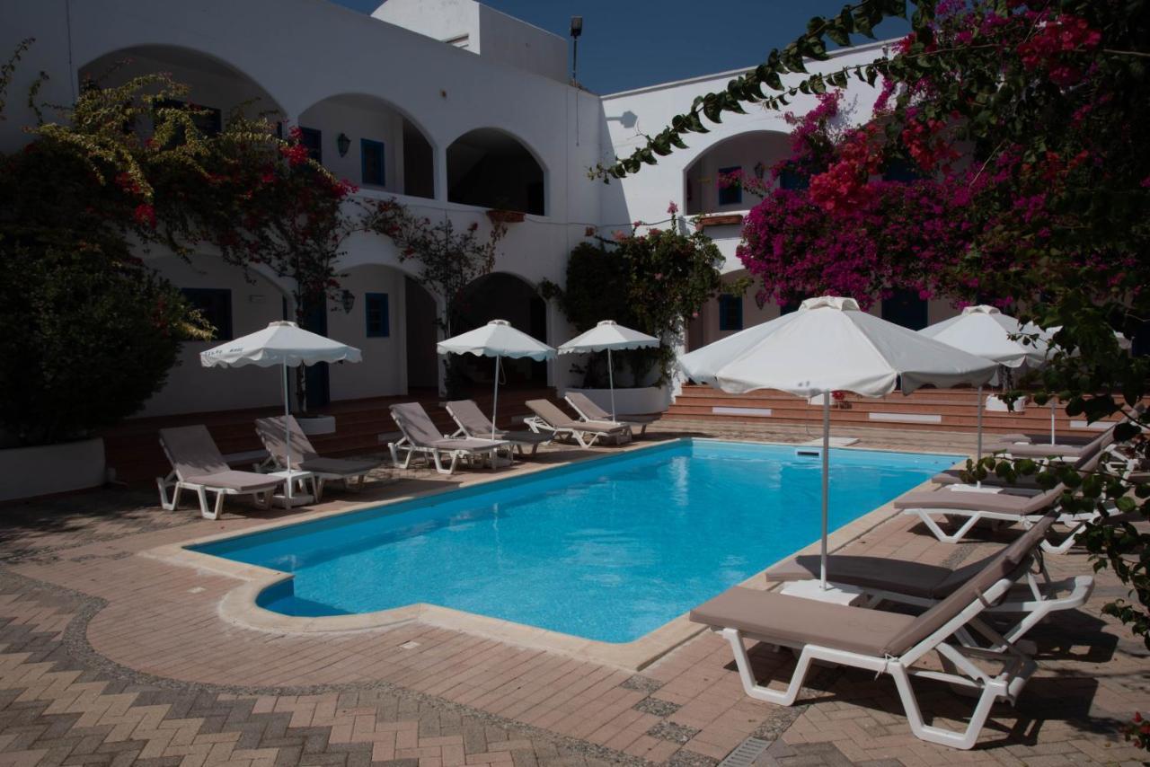 Boutique Hotel Tilos Mare Livadia  Extérieur photo