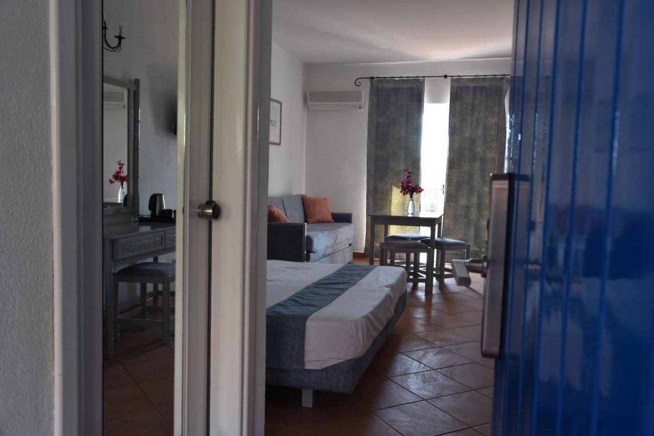 Boutique Hotel Tilos Mare Livadia  Extérieur photo