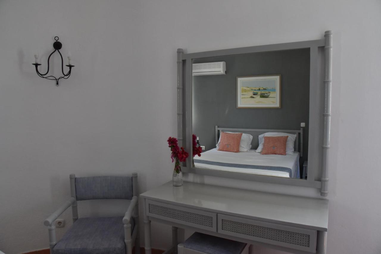 Boutique Hotel Tilos Mare Livadia  Extérieur photo