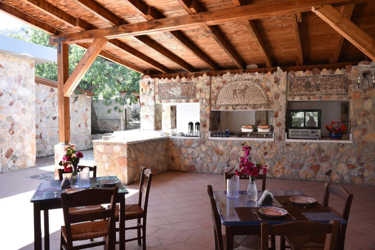 Boutique Hotel Tilos Mare Livadia  Extérieur photo