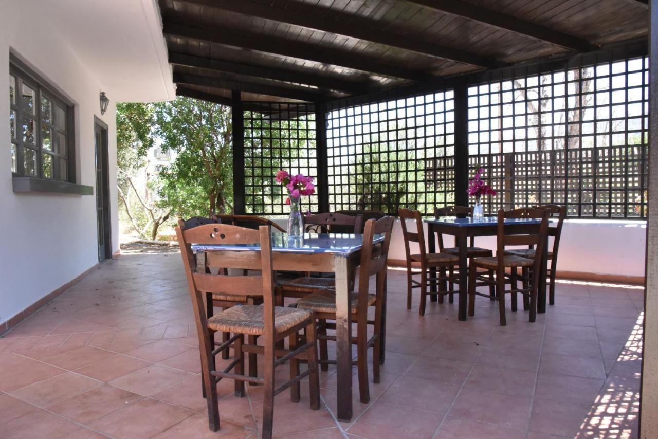 Boutique Hotel Tilos Mare Livadia  Extérieur photo
